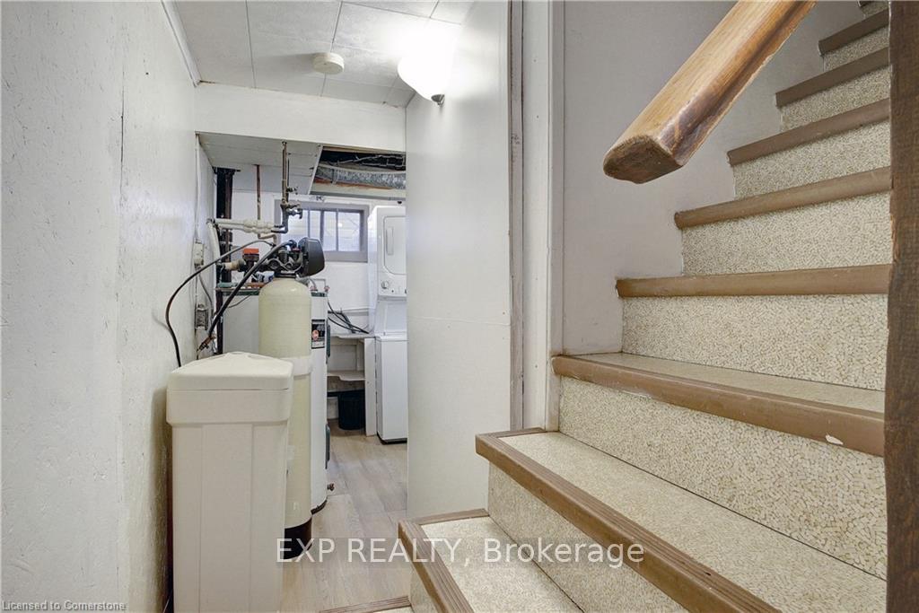 Photo 12 of 53 Bruce Street, Kitchener — HOMEH