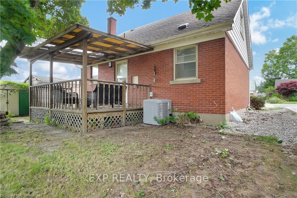 Photo 35 of 53 Bruce Street, Kitchener — HOMEH