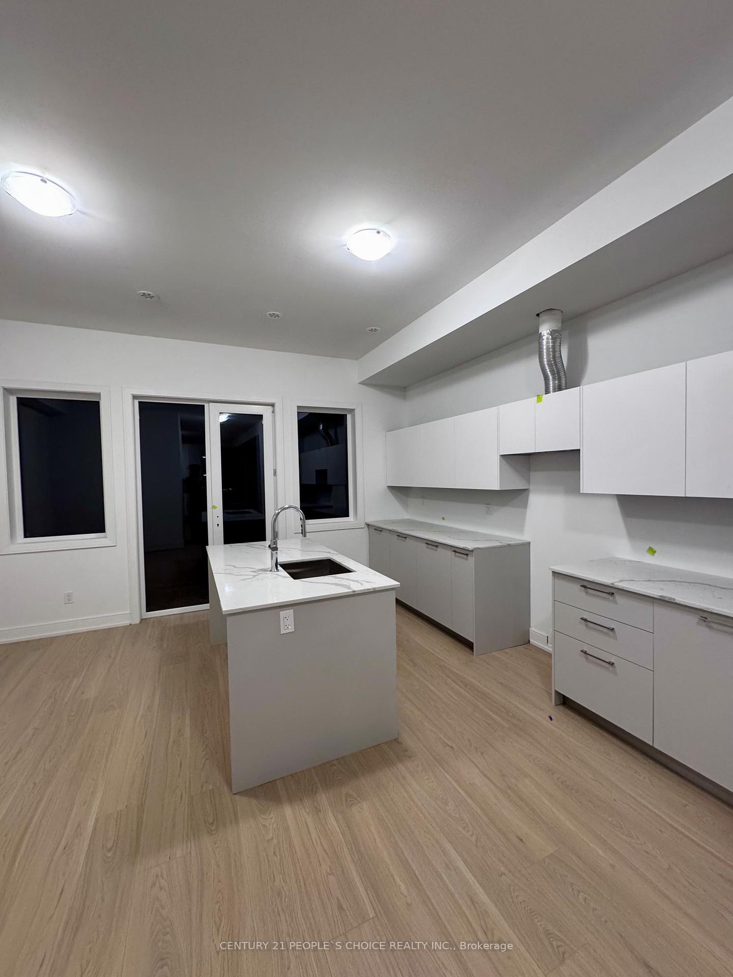 Photo 5 of 52 Desiree Place, Caledon, Bolton East — HOMEH