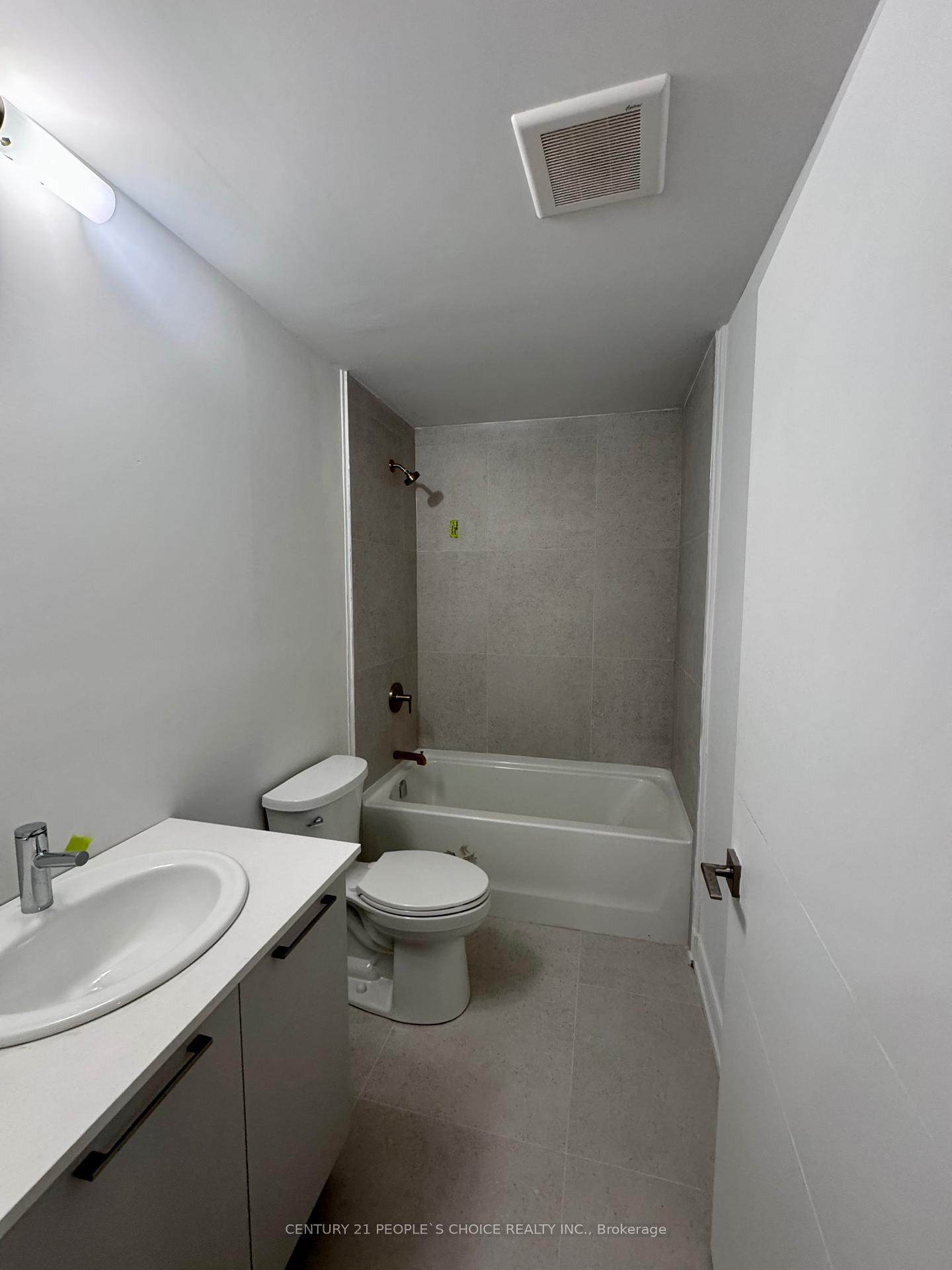 Photo 7 of 52 Desiree Place, Caledon, Bolton East — HOMEH