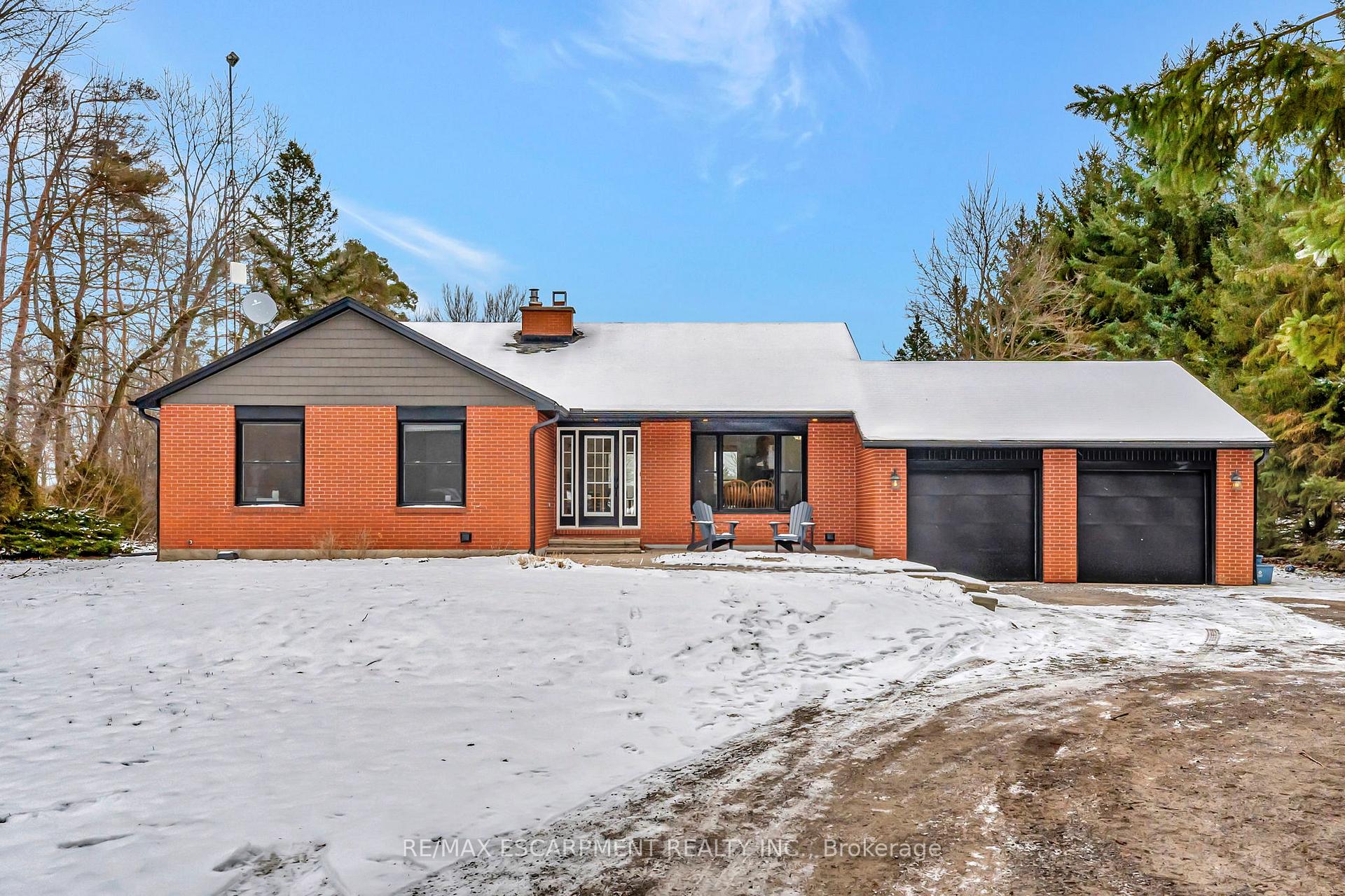 Photo 1 of 131 Sunnyridge Road, Hamilton, Ancaster — HOMEH