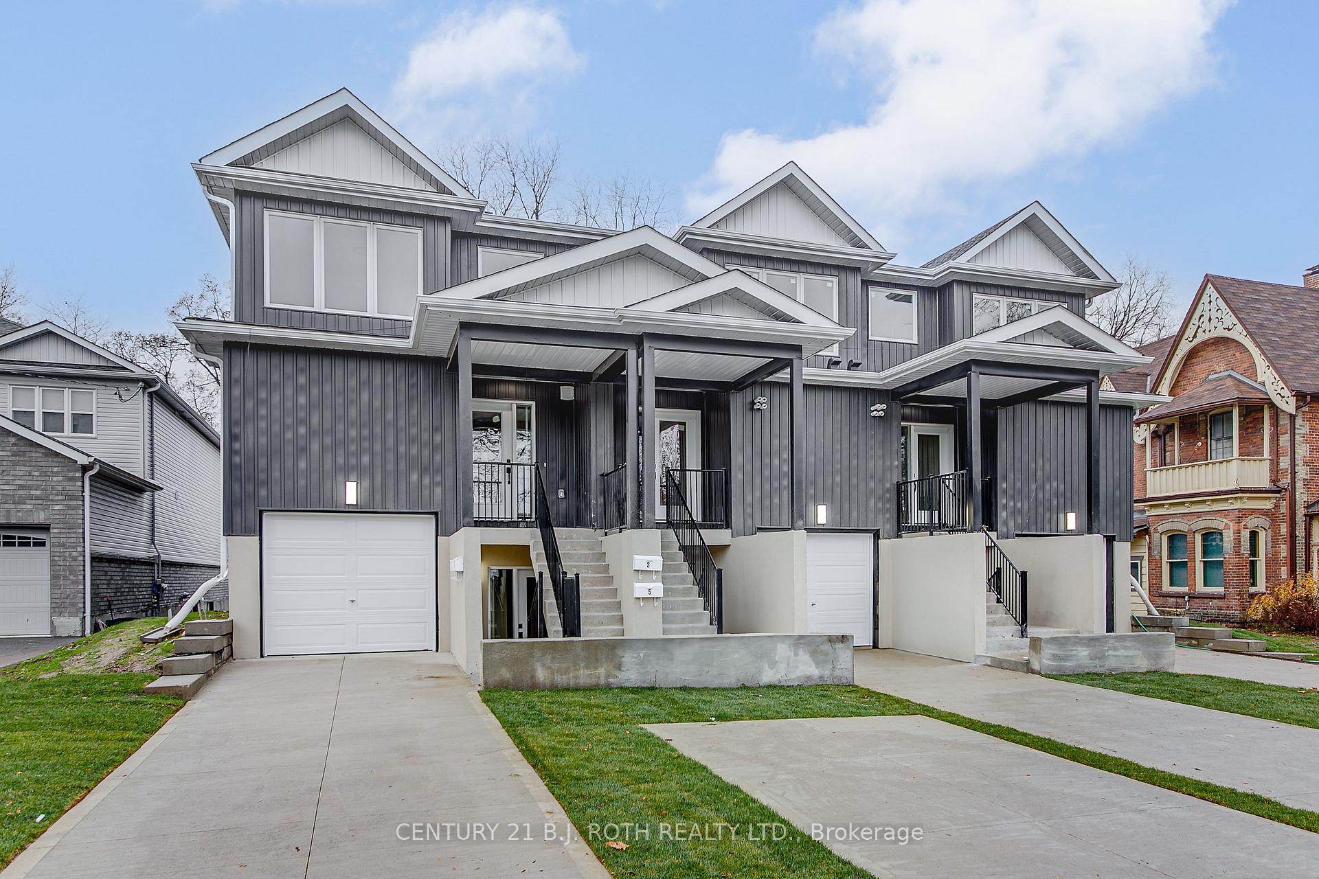 Photo 1 of Unit 3, 98 Peel Street, Barrie, Wellington — HOMEH