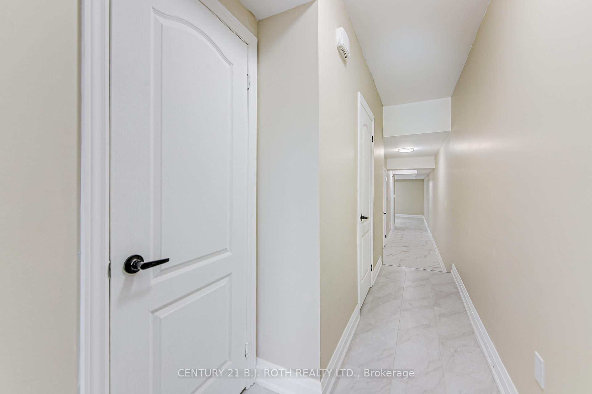 Photo 3 of Unit 3, 98 Peel Street, Barrie, Wellington — HOMEH