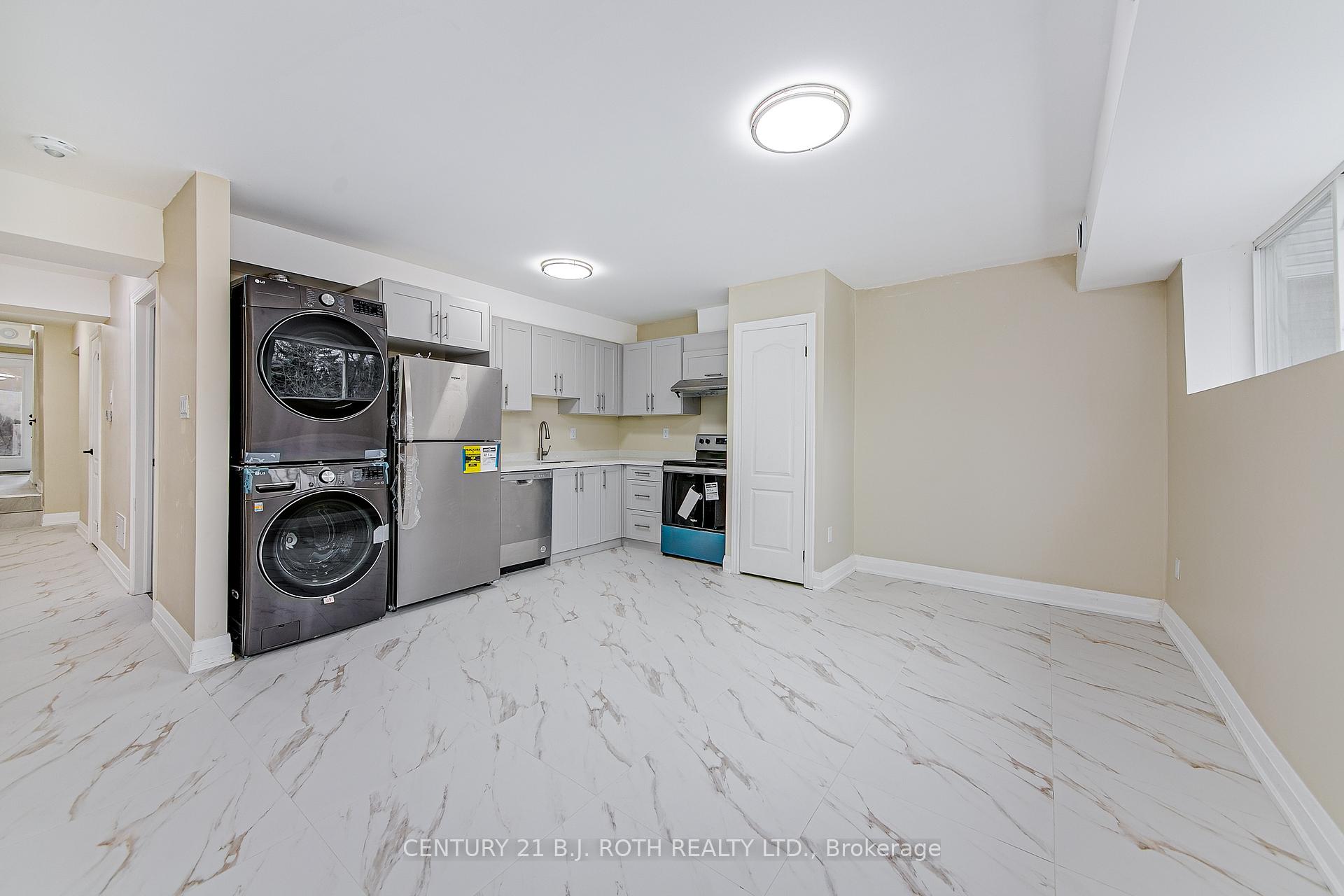 Photo 6 of Unit 3, 98 Peel Street, Barrie, Wellington — HOMEH