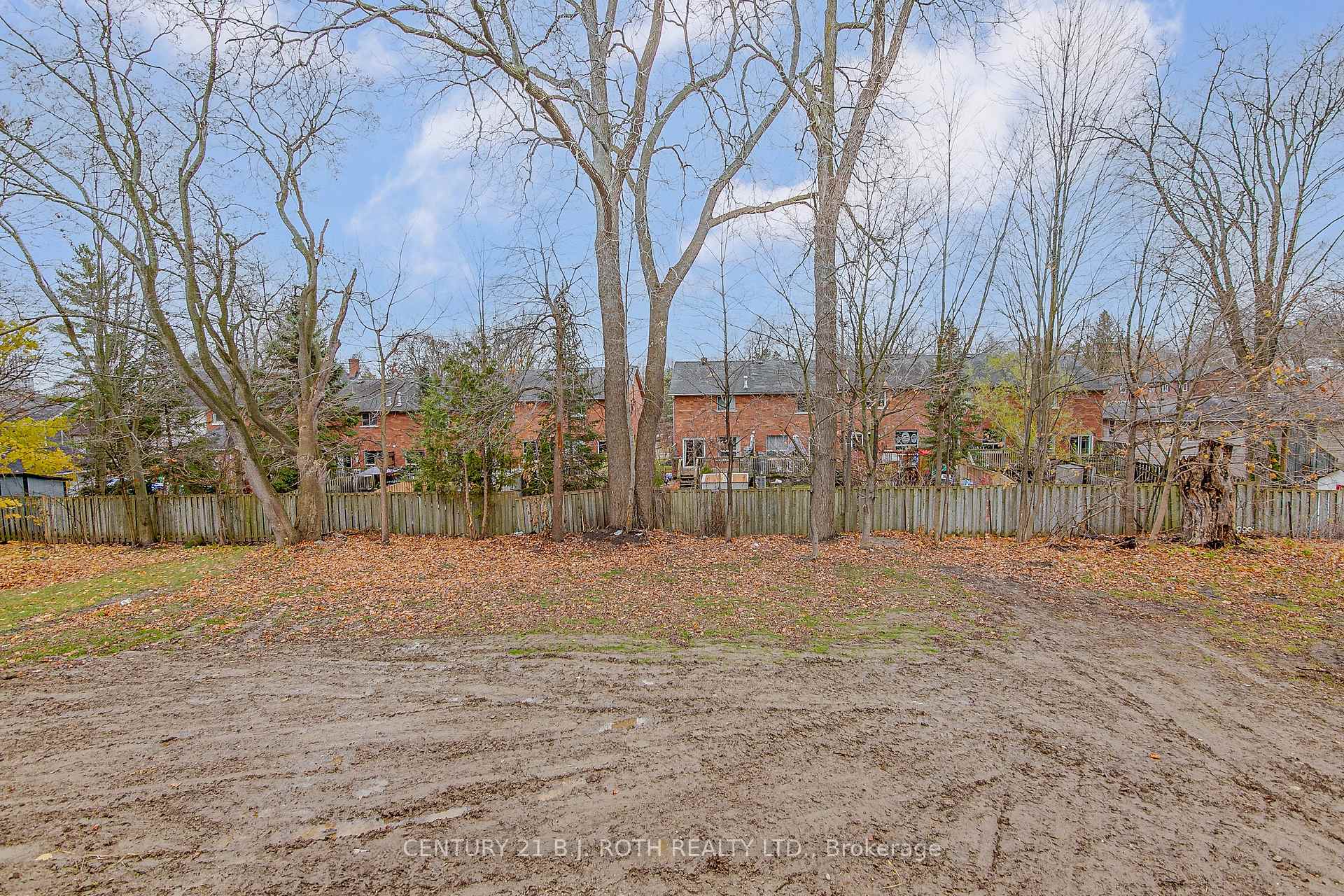 Photo 20 of Unit 3, 98 Peel Street, Barrie, Wellington — HOMEH