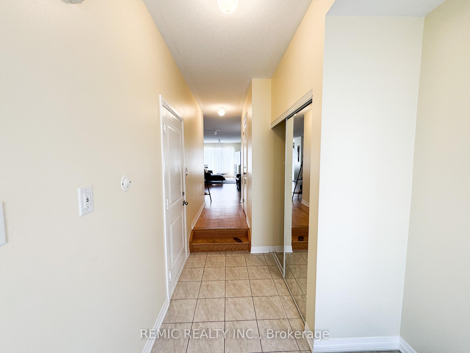 Photo 2 of 36 Sailors Landing, Clarington, Bowmanville — HOMEH