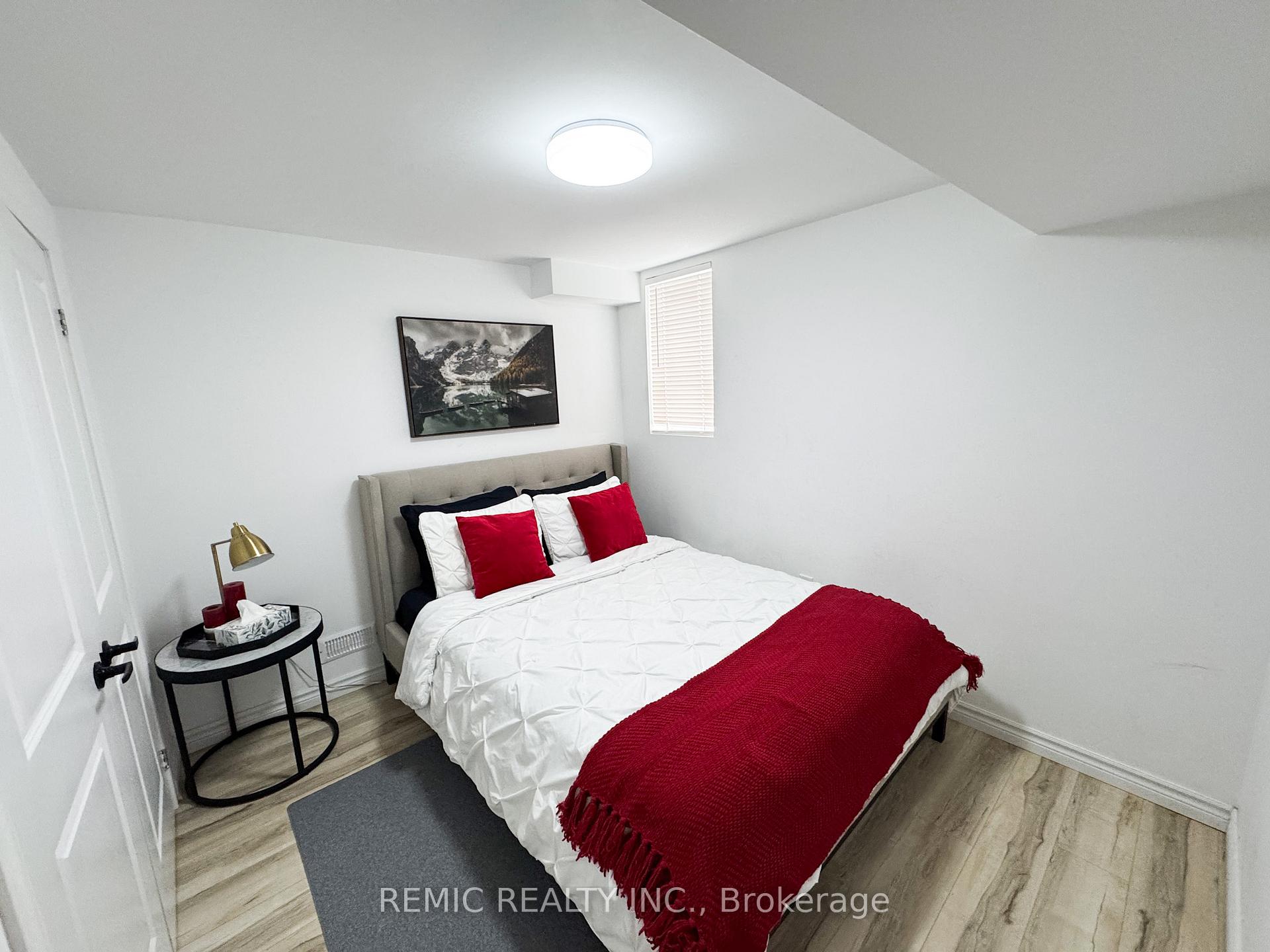 Photo 29 of 36 Sailors Landing, Clarington, Bowmanville — HOMEH