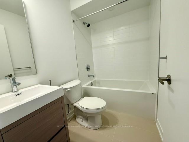 Photo 10 of 48 Deep Roots Terrace, Toronto, Englemount-Lawrence — HOMEH
