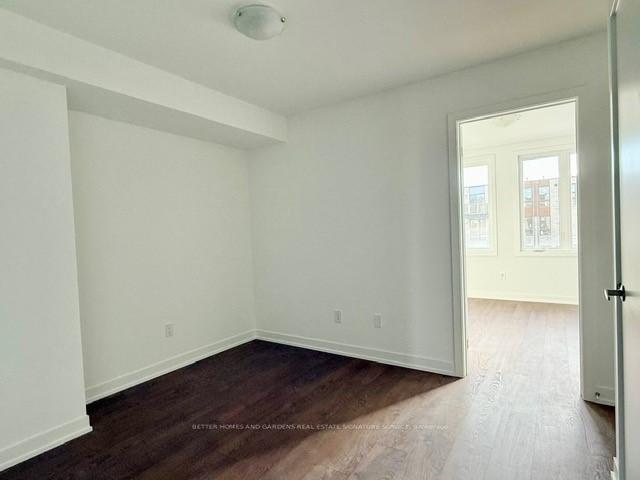 Photo 11 of 48 Deep Roots Terrace, Toronto, Englemount-Lawrence — HOMEH