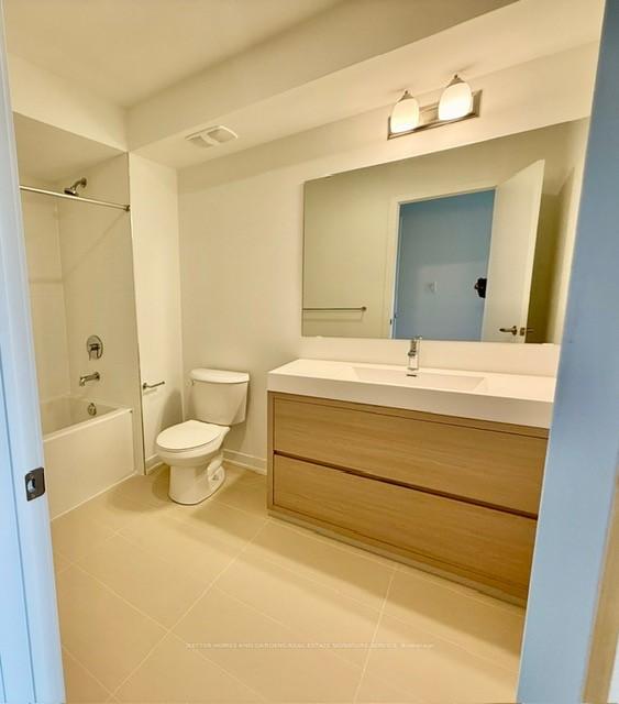 Photo 18 of 48 Deep Roots Terrace, Toronto, Englemount-Lawrence — HOMEH