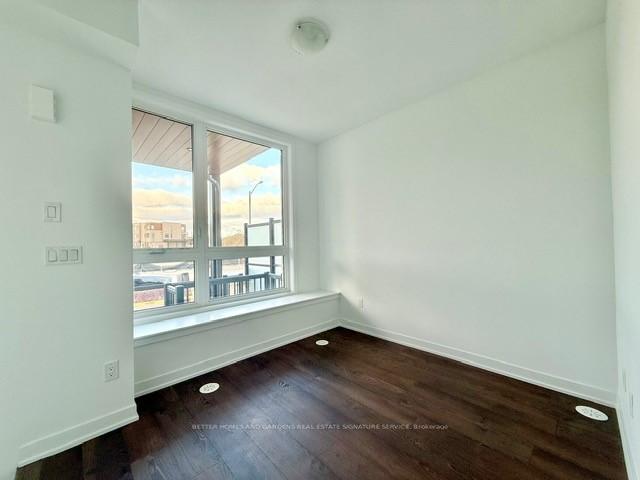 Photo 26 of 48 Deep Roots Terrace, Toronto, Englemount-Lawrence — HOMEH