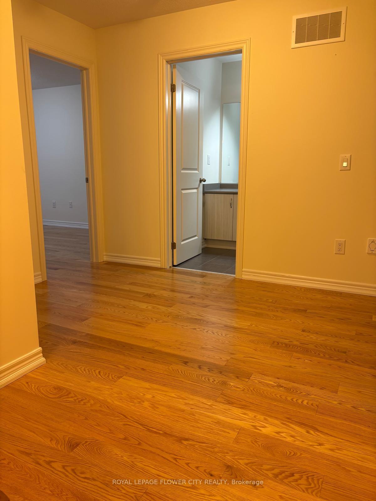 Photo 16 of 6 Kempsford Crescent, Brampton, Northwest Brampton — HOMEH