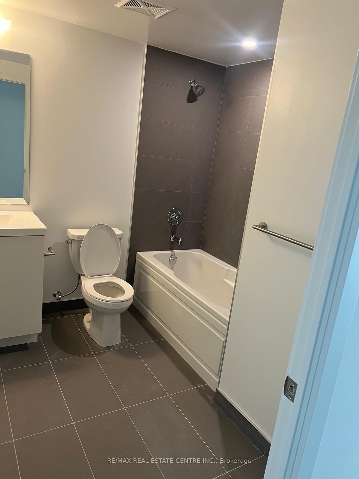 Photo 7 of Unit 709, 2545 Simcoe Street, Oshawa, Windfields — HOMEH