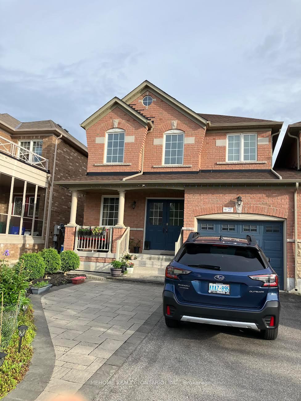 Photo 2 of 27 Reynolds Crescent E, Aurora, Bayview Northeast — HOMEH