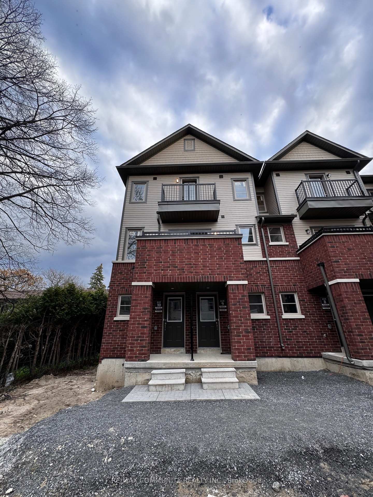 Photo 1 of 47 Petley Street, Clarington, Courtice — HOMEH