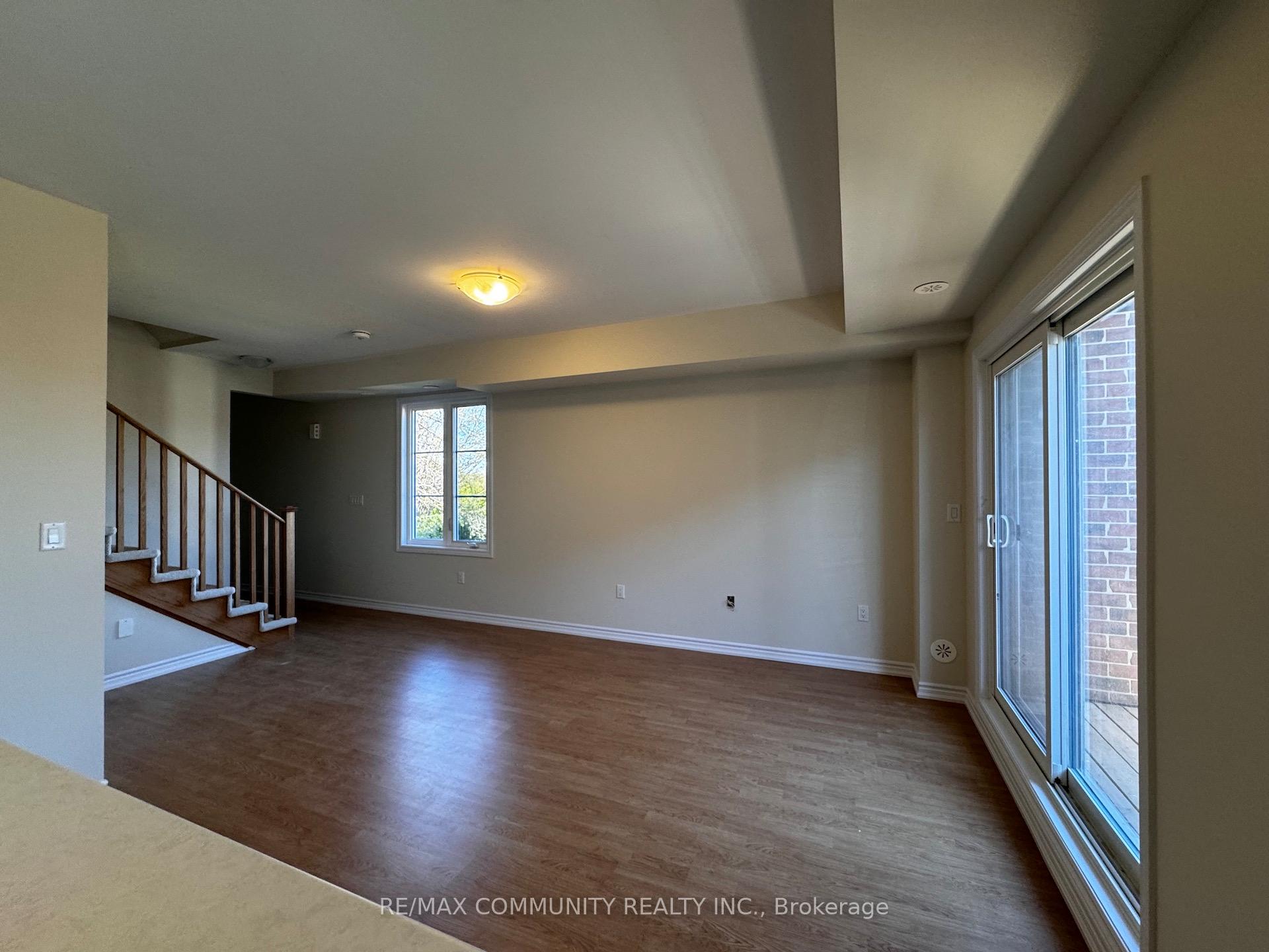 Photo 10 of 47 Petley Street, Clarington, Courtice — HOMEH