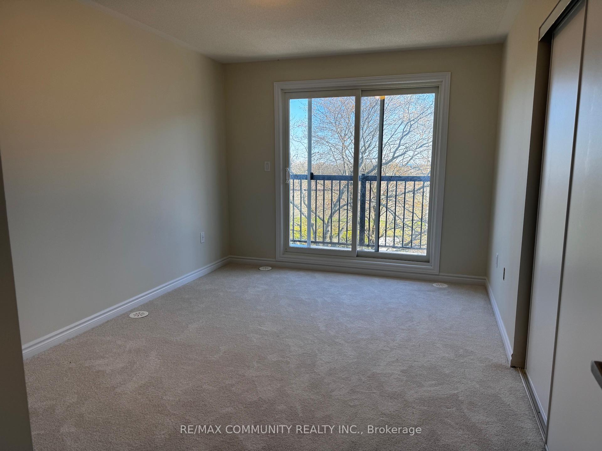 Photo 15 of 47 Petley Street, Clarington, Courtice — HOMEH