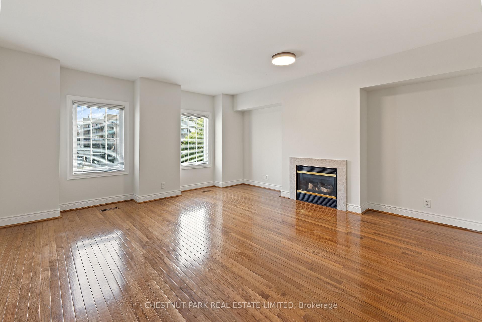 Photo 10 of Unit Th8, 60 Lorindale Avenue, Toronto, Lawrence Park North — HOMEH