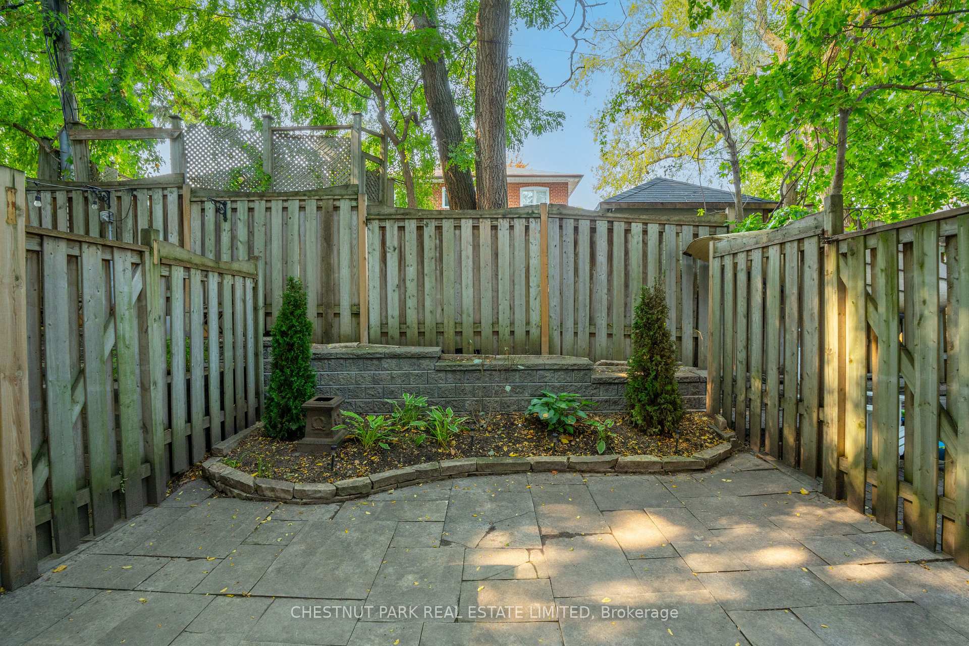 Photo 15 of Unit Th8, 60 Lorindale Avenue, Toronto, Lawrence Park North — HOMEH