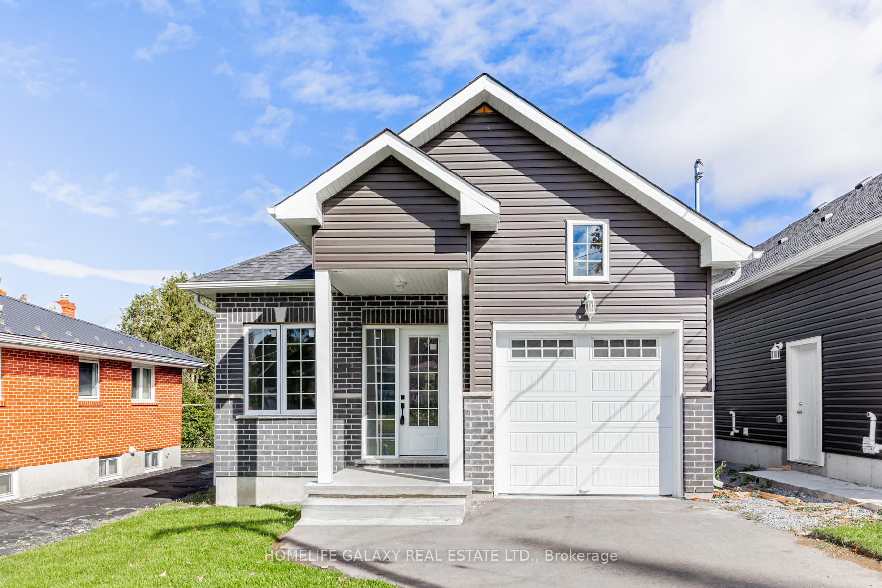 Front of 506 Simcoe Street