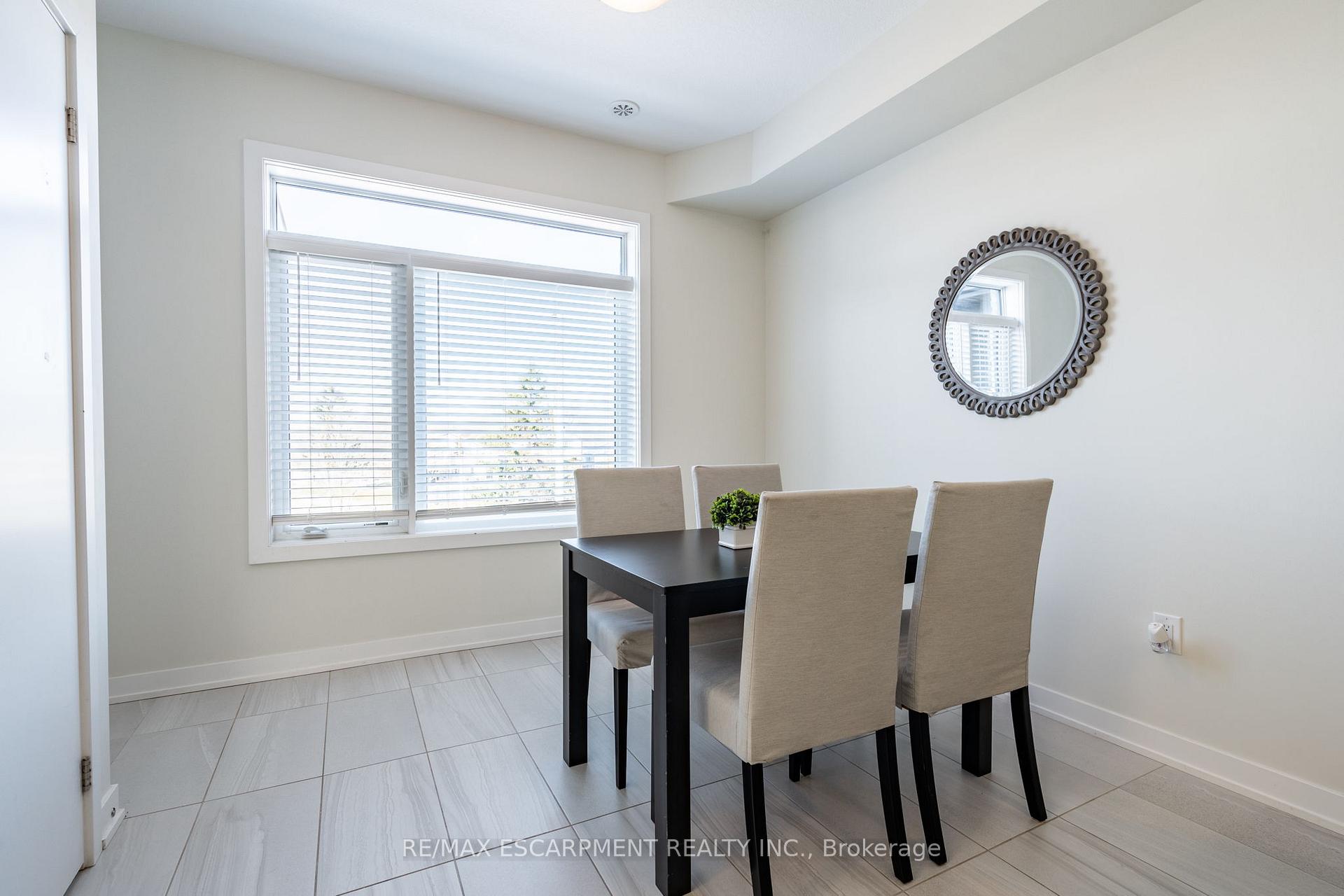 Photo 9 of Unit 27, 590 North Service Road, Hamilton, Stoney Creek — HOMEH