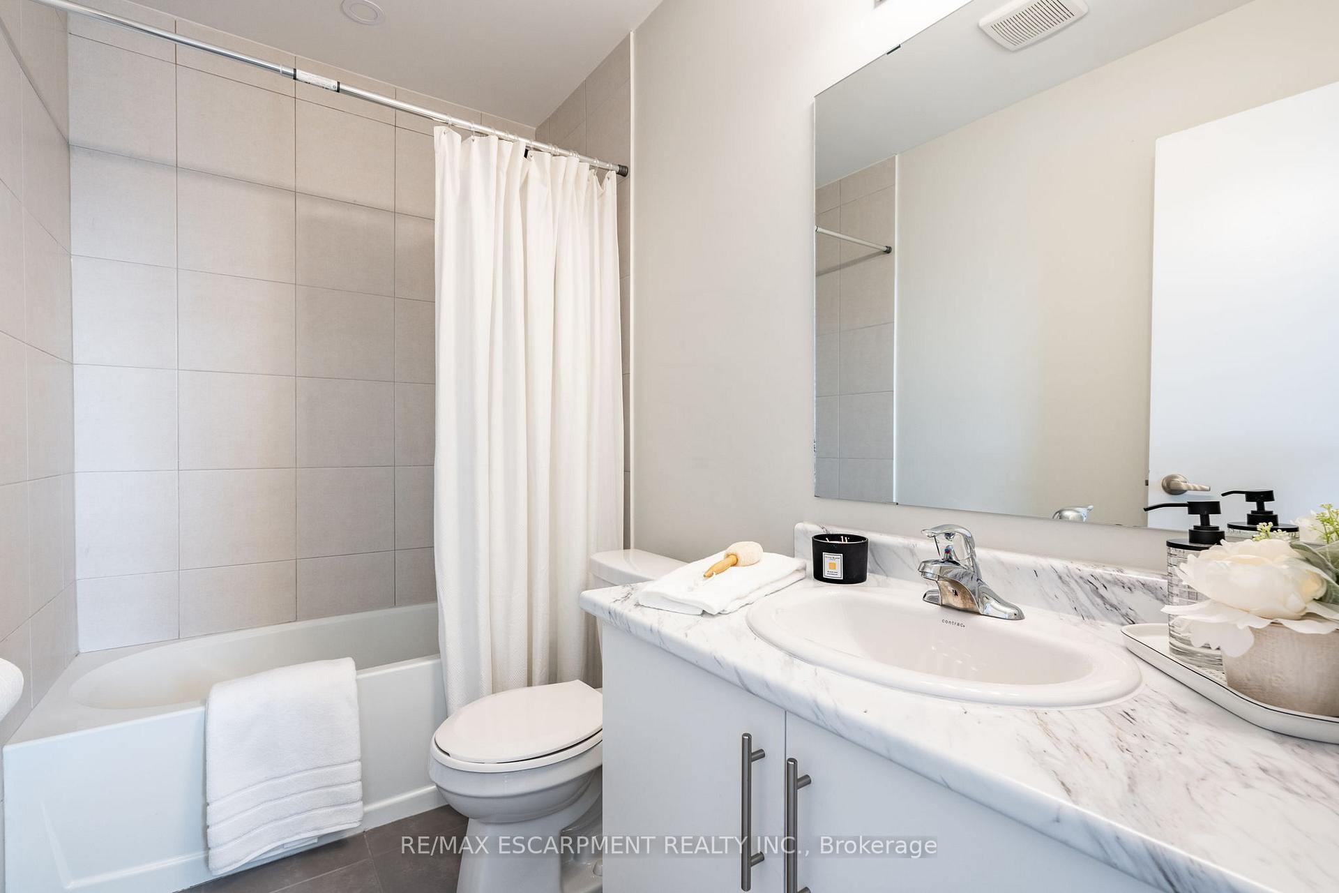 Photo 28 of Unit 27, 590 North Service Road, Hamilton, Stoney Creek — HOMEH