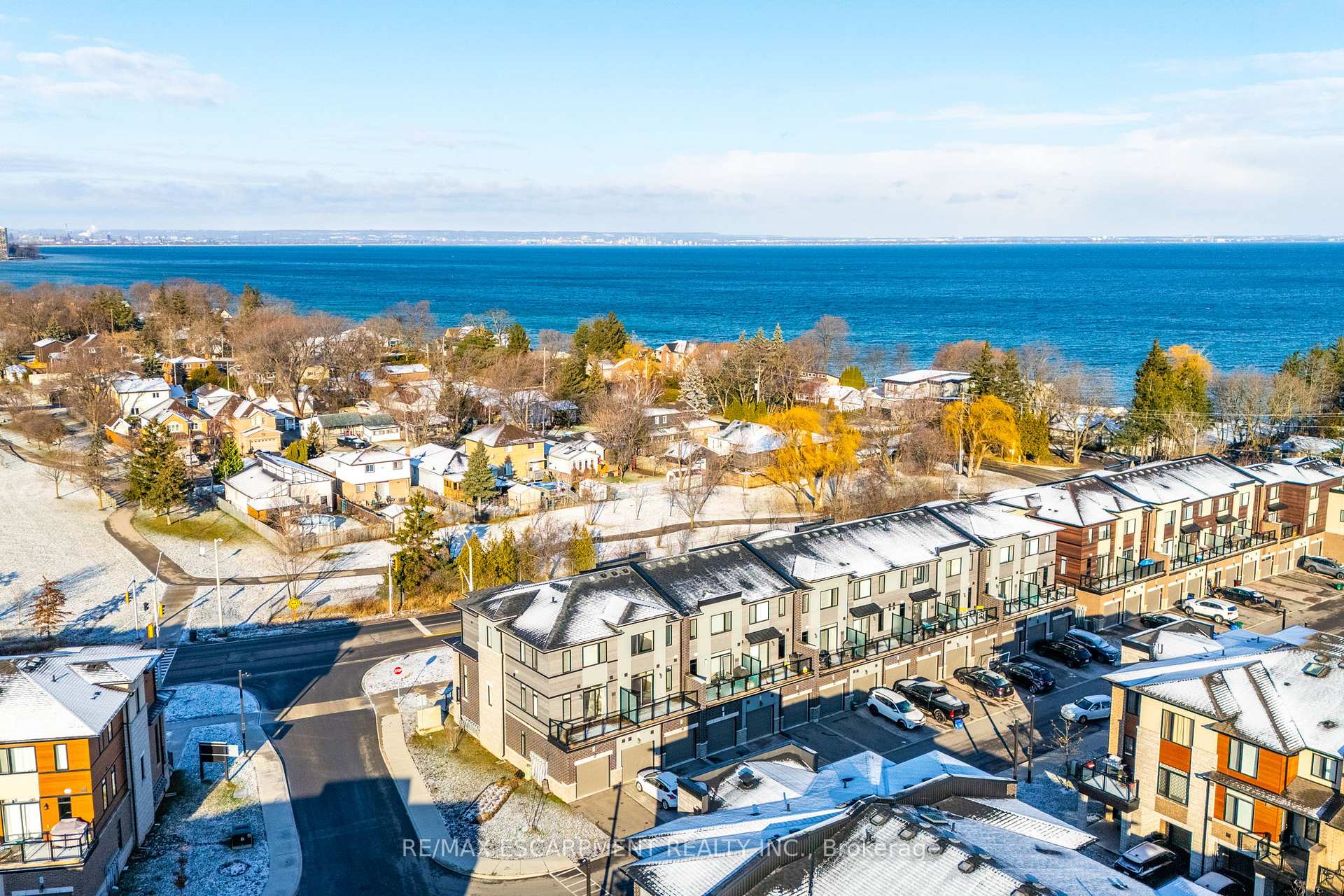 Photo 40 of Unit 27, 590 North Service Road, Hamilton, Stoney Creek — HOMEH