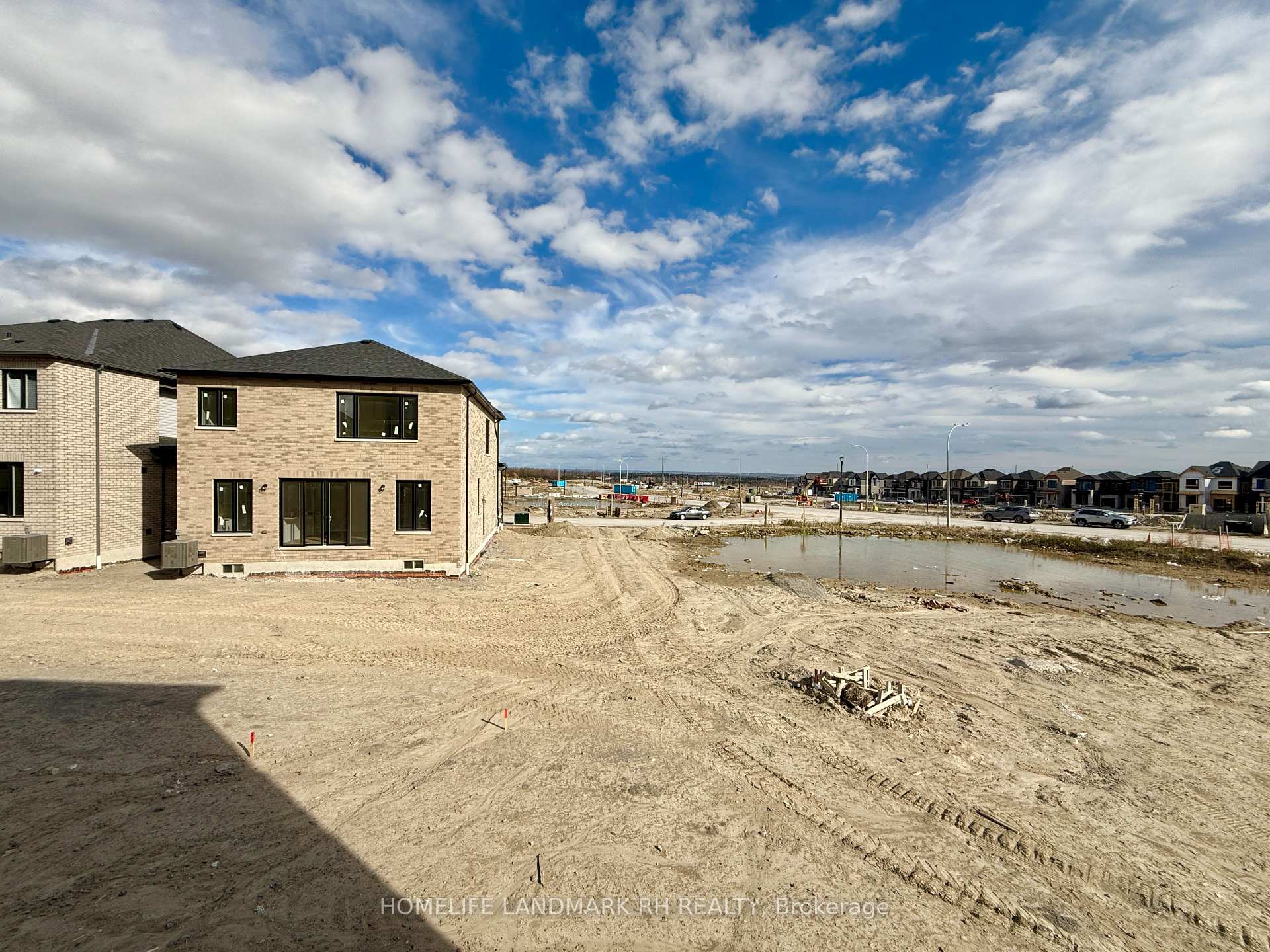 Photo 26 of 1011 Pisces Trail, Pickering, Rural Pickering — HOMEH