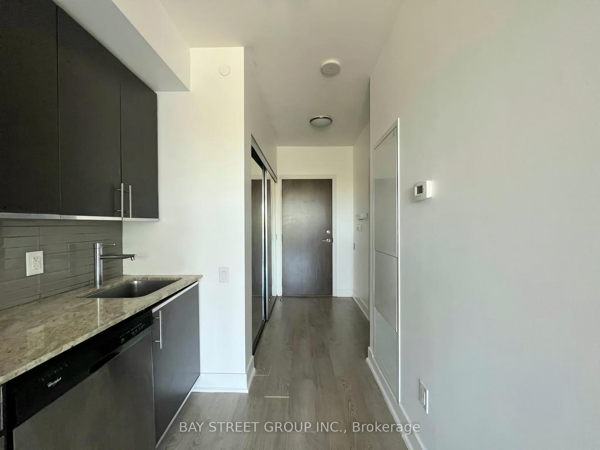 Photo 12 of Unit 515, 7608 Yonge Street, Vaughan, Crestwood-Springfarm-Yorkhill — HOMEH