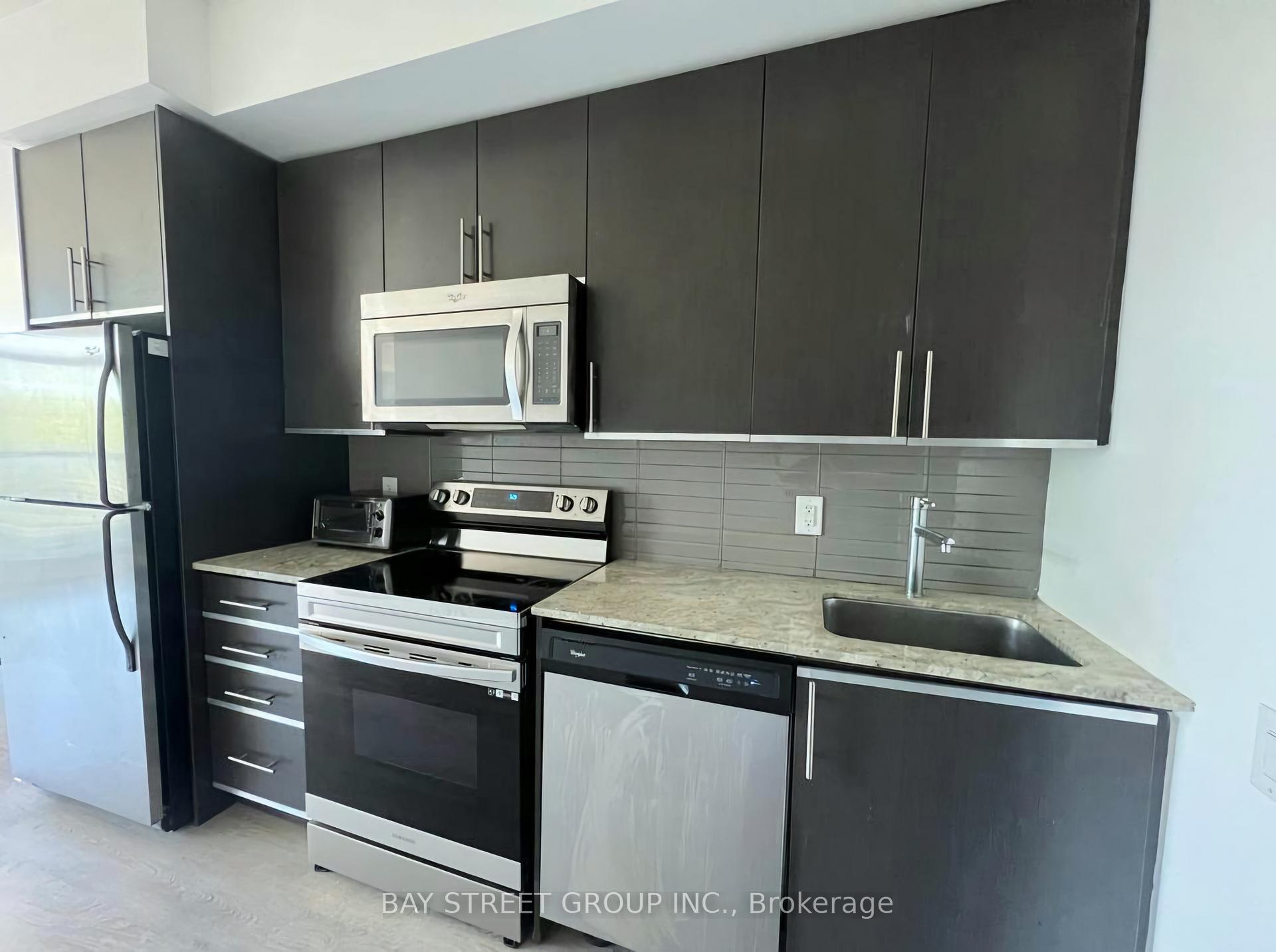Photo 14 of Unit 515, 7608 Yonge Street, Vaughan, Crestwood-Springfarm-Yorkhill — HOMEH