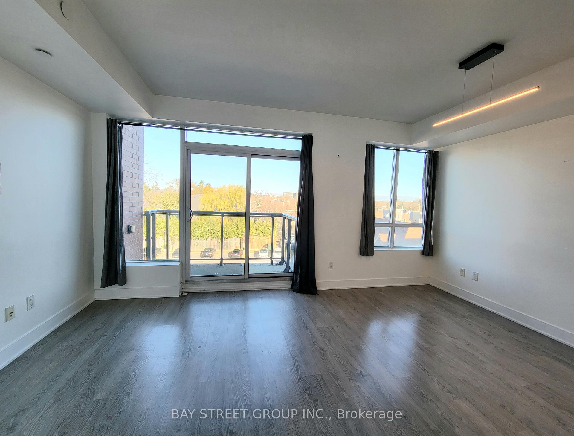 Photo 17 of Unit 515, 7608 Yonge Street, Vaughan, Crestwood-Springfarm-Yorkhill — HOMEH