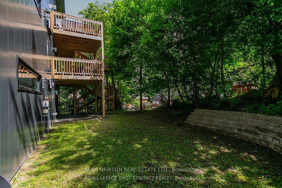 Photo 19 of Unit 3, 35 Albert Street, Barrie, City Centre — HOMEH