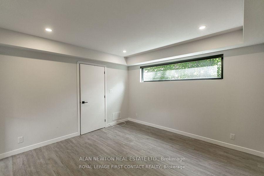 Photo 33 of Unit 3, 35 Albert Street, Barrie, City Centre — HOMEH