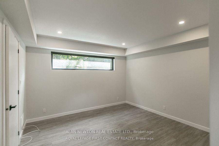 Photo 34 of Unit 3, 35 Albert Street, Barrie, City Centre — HOMEH