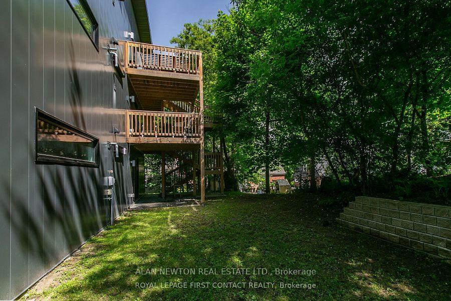 Photo 36 of Unit 3, 35 Albert Street, Barrie, City Centre — HOMEH
