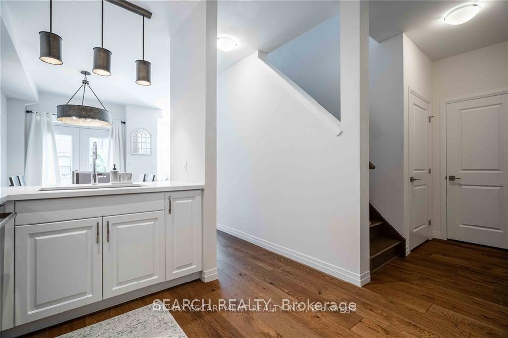 Photo 12 of Unit 280, 30 Times Square Boulevard, Hamilton, Stoney Creek Mountain — HOMEH