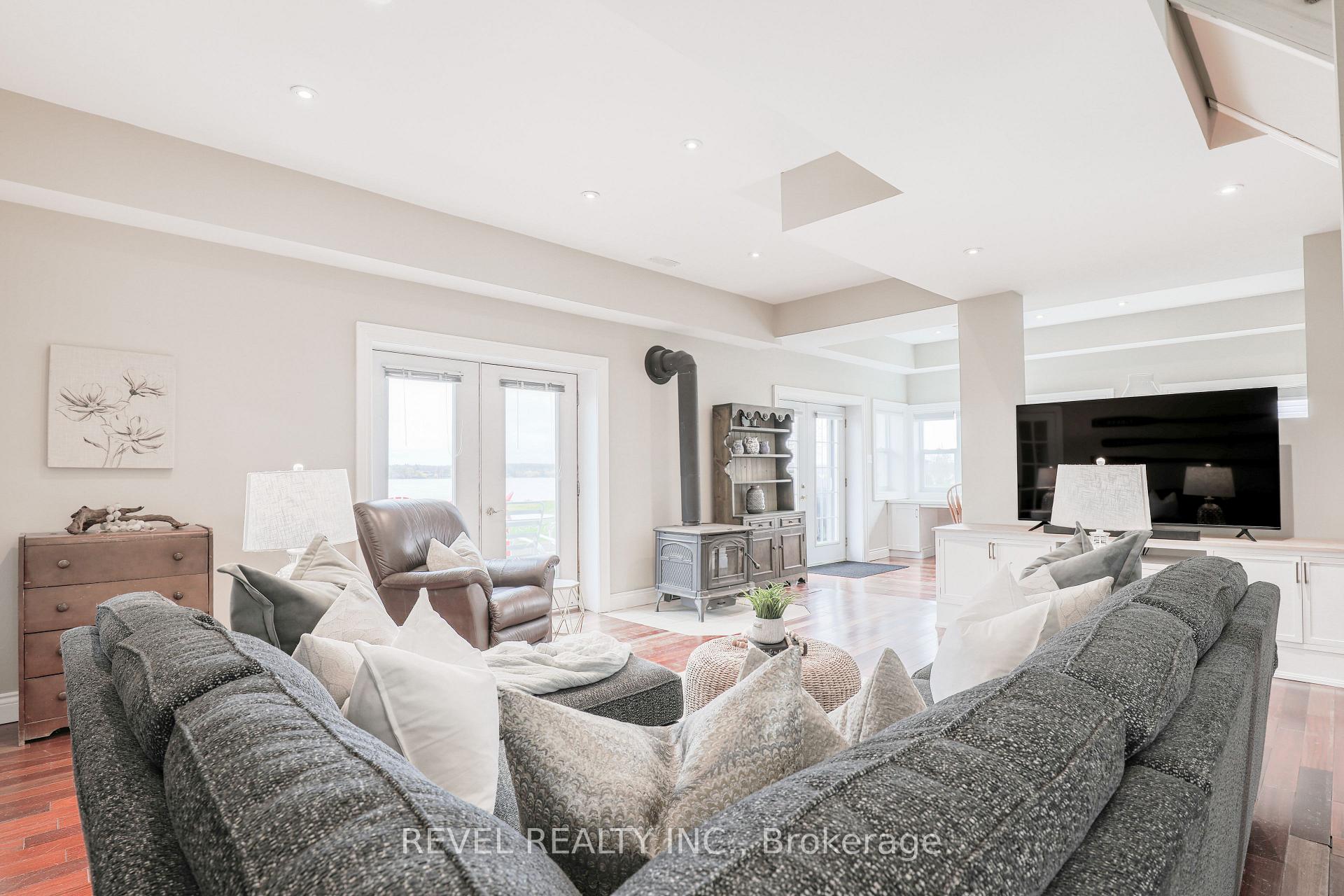Photo 18 of 19 Aldred Drive, Scugog, Port Perry — HOMEH
