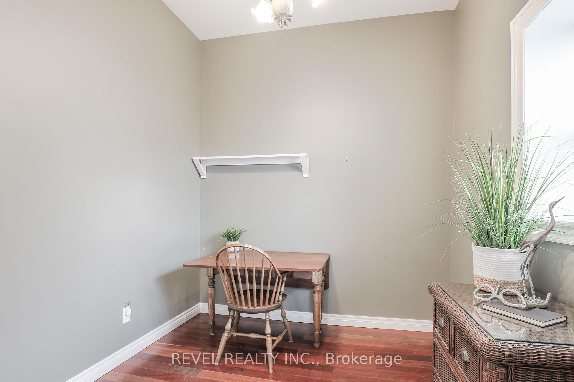 Photo 23 of 19 Aldred Drive, Scugog, Port Perry — HOMEH