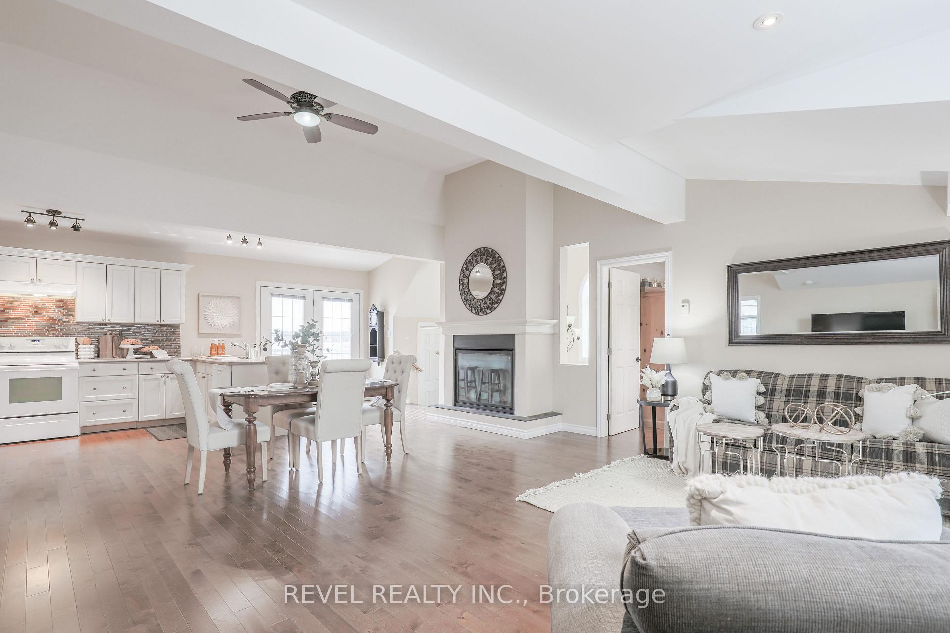 Photo 33 of 19 Aldred Drive, Scugog, Port Perry — HOMEH