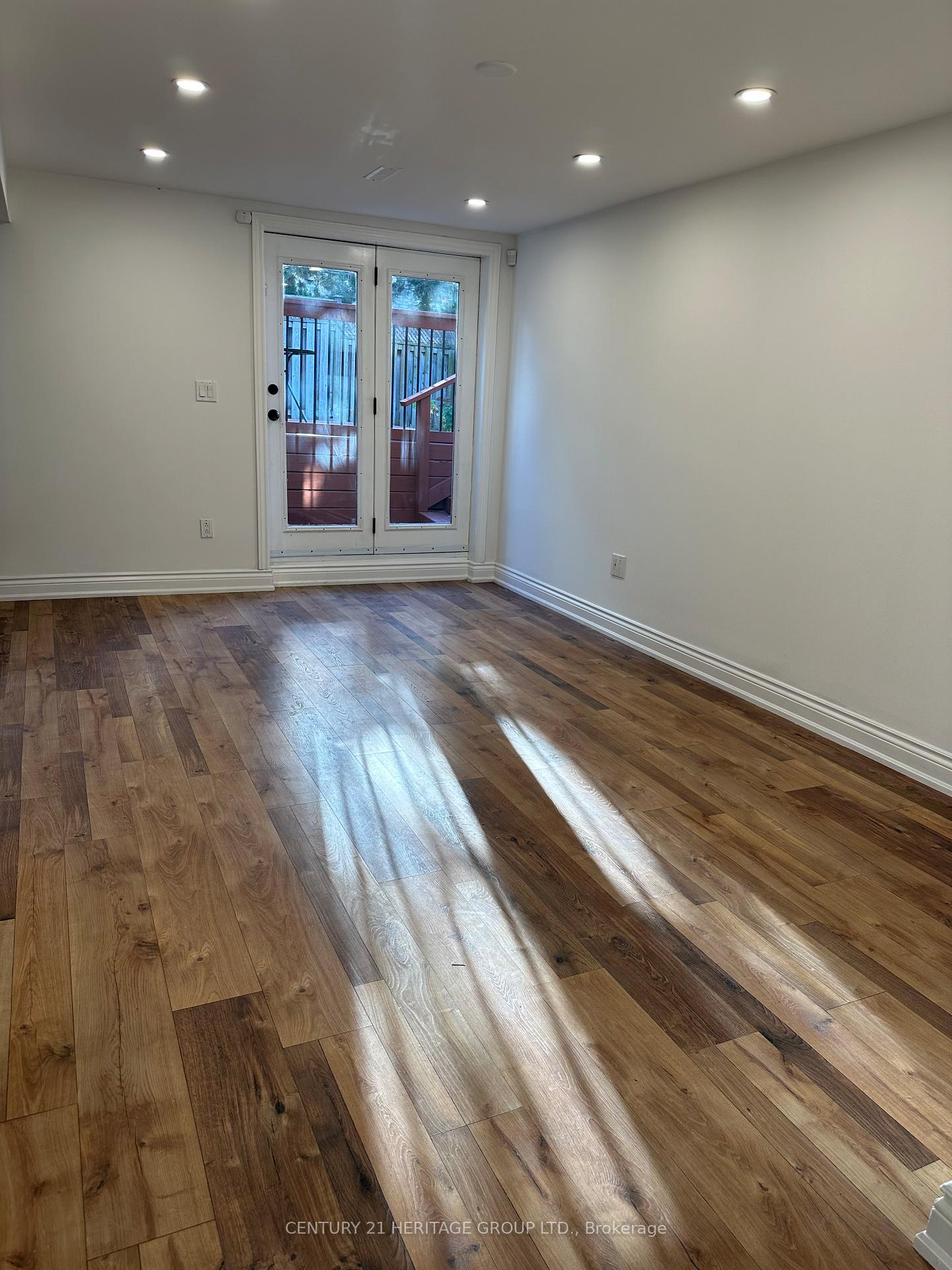 Photo 4 of Unit Bsmt, 74 Rush Road, Aurora, Bayview Wellington — HOMEH