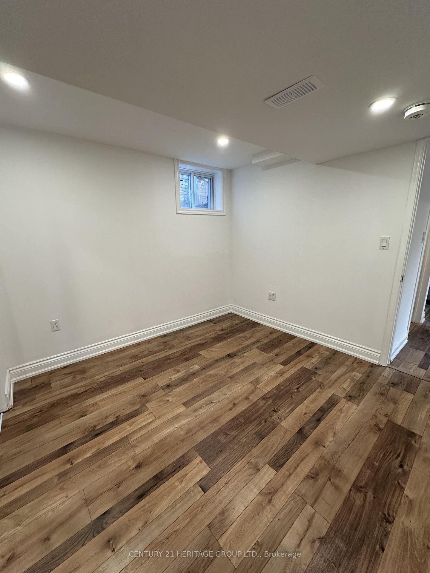 Photo 9 of Unit Bsmt, 74 Rush Road, Aurora, Bayview Wellington — HOMEH