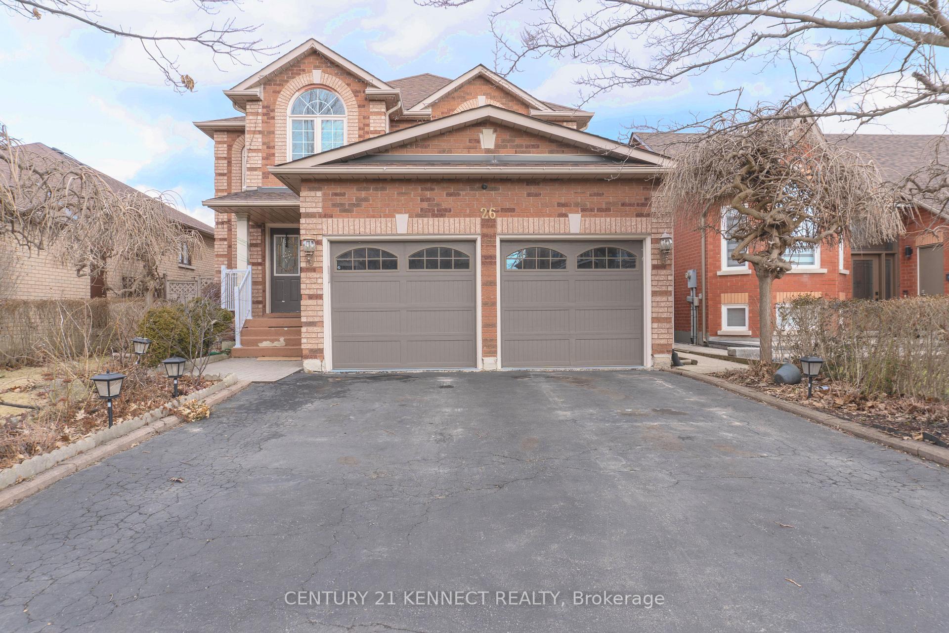 Photo 1 of Unit Main, 26 Buffridge Trail, Brampton, Snelgrove — HOMEH