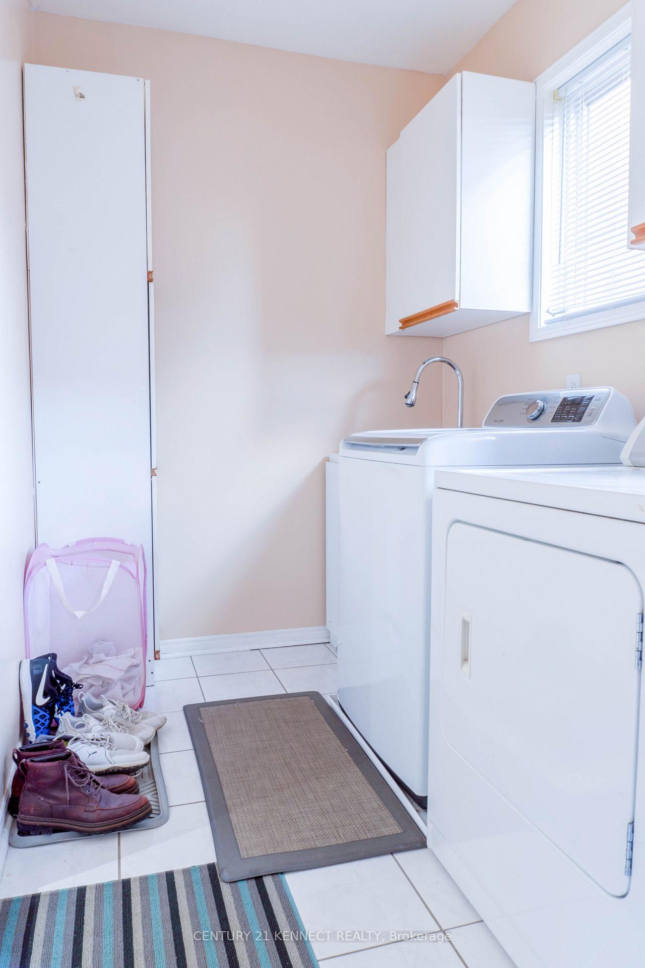 Photo 36 of Unit Main, 26 Buffridge Trail, Brampton, Snelgrove — HOMEH