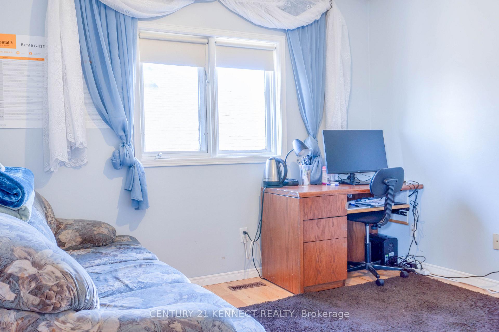 Photo 43 of Unit Main, 26 Buffridge Trail, Brampton, Snelgrove — HOMEH