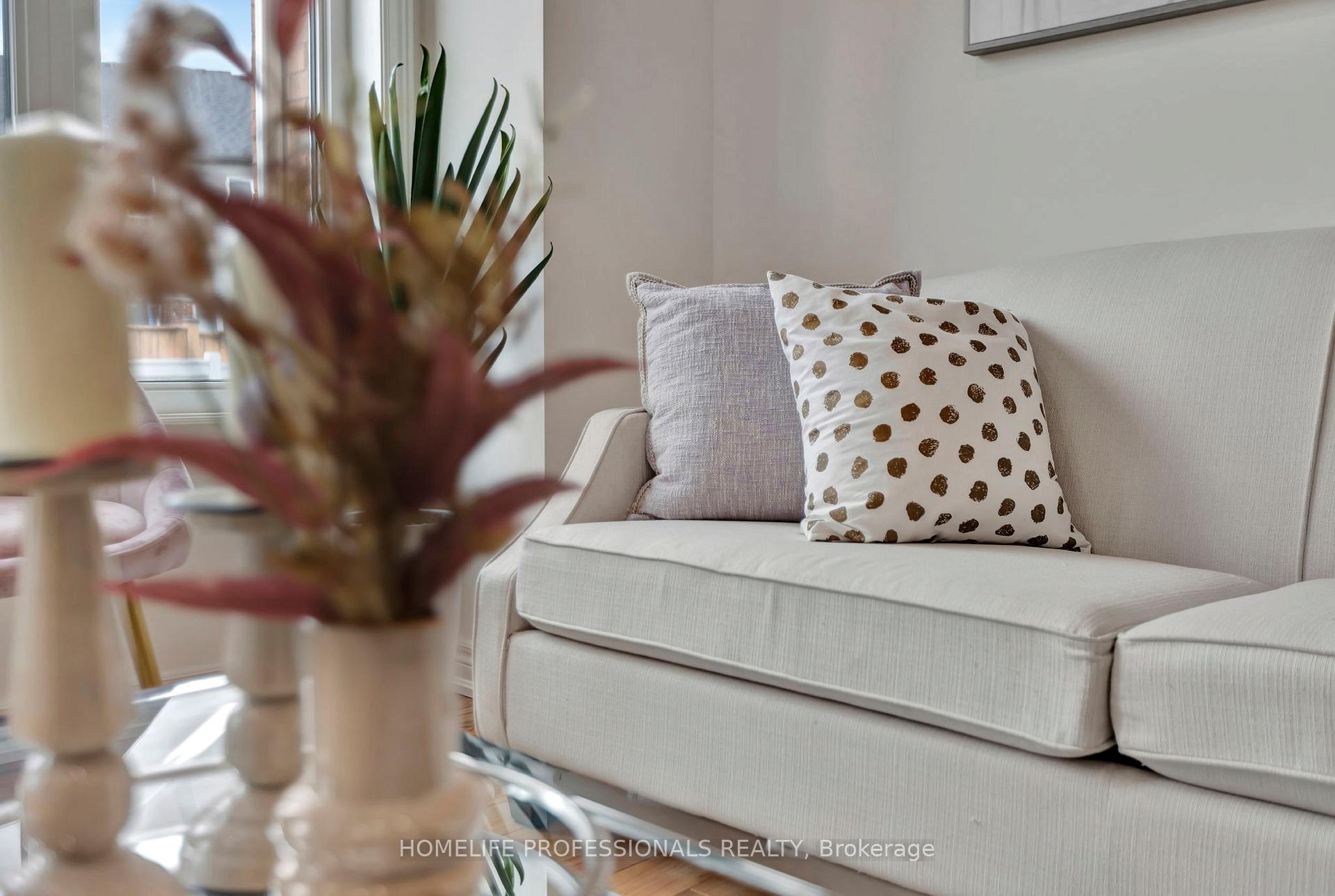 Photo 26 of 317 Raymond Road, Hamilton, Ancaster — HOMEH