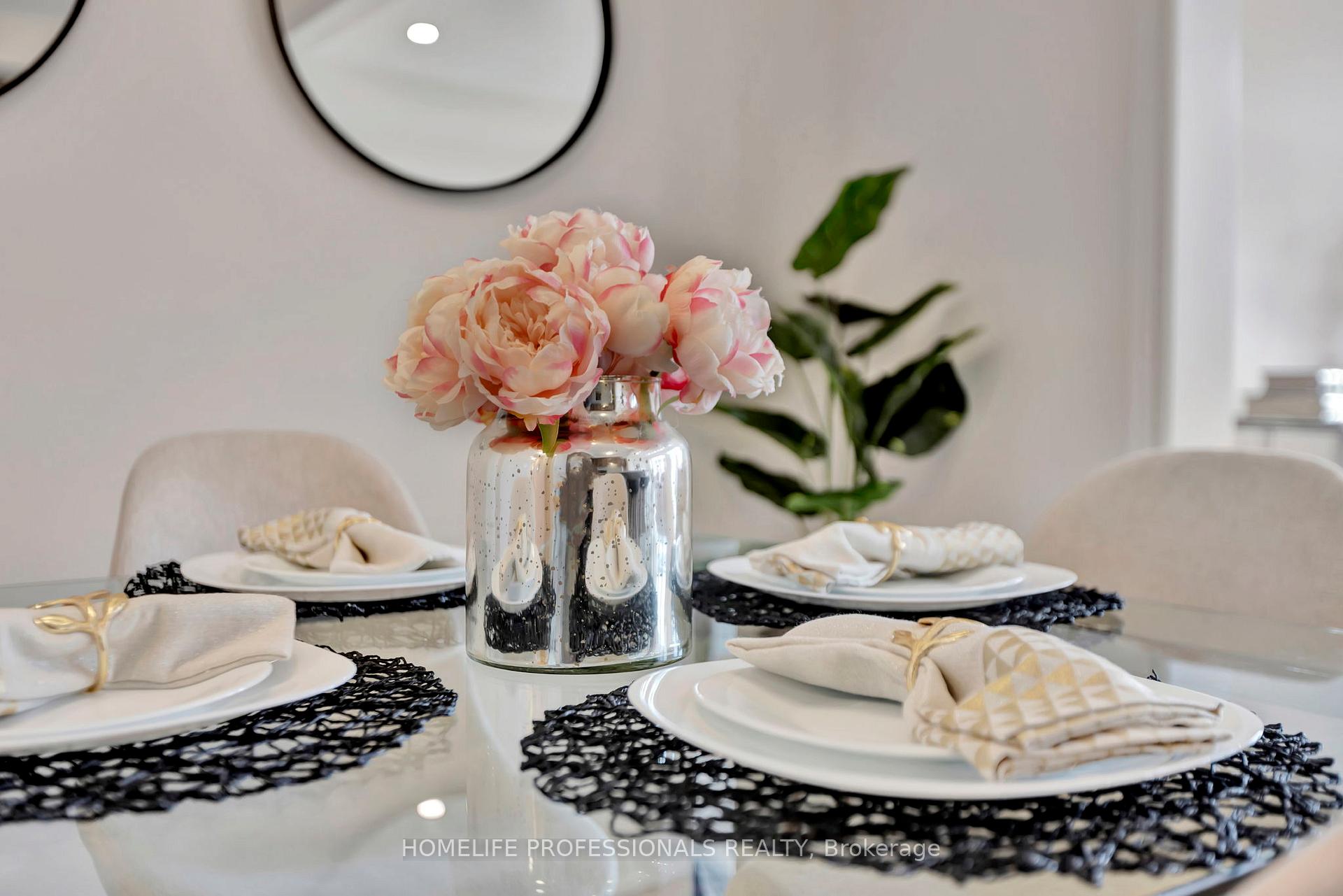 Photo 32 of 317 Raymond Road, Hamilton, Ancaster — HOMEH