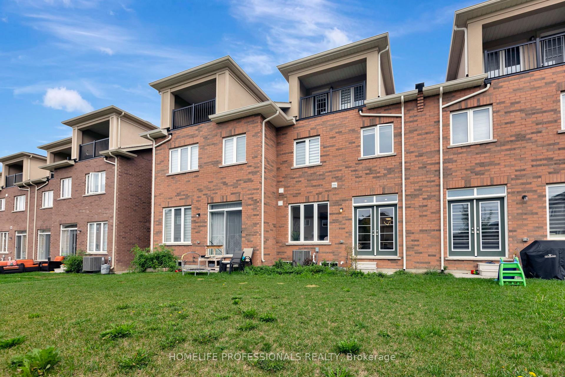 Photo 40 of 317 Raymond Road, Hamilton, Ancaster — HOMEH