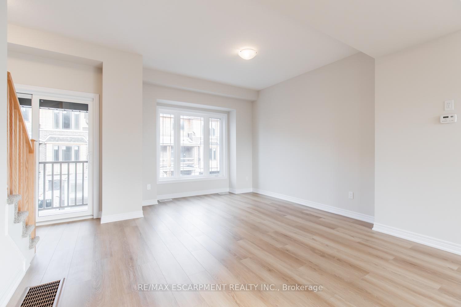Photo 15 of Unit 49, 19 Picardy Drive, Hamilton, Stoney Creek Mountain — HOMEH