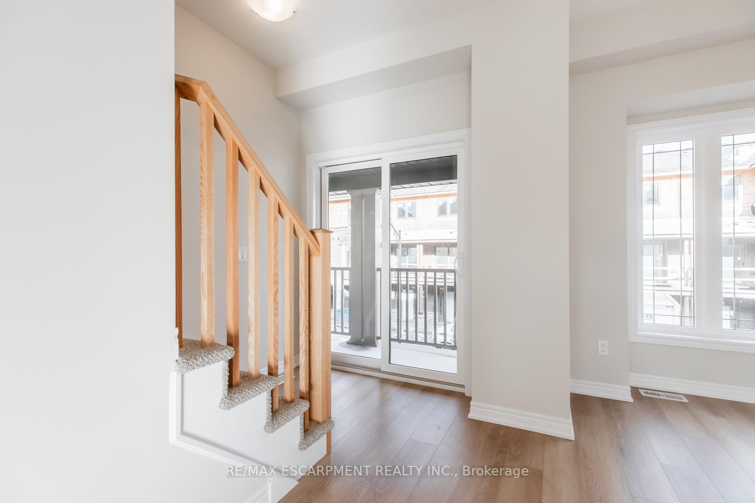 Photo 18 of Unit 49, 19 Picardy Drive, Hamilton, Stoney Creek Mountain — HOMEH