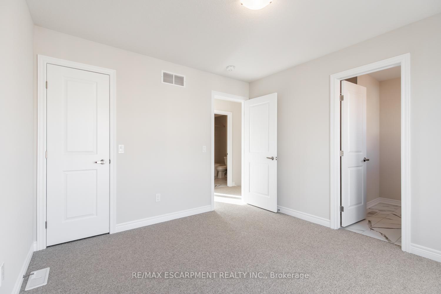 Photo 24 of Unit 49, 19 Picardy Drive, Hamilton, Stoney Creek Mountain — HOMEH